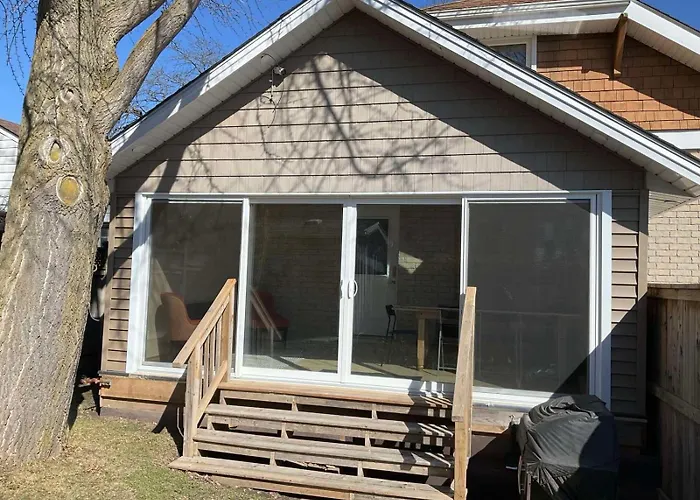 New & Cozy Niagara Getaway. 7 Mins From The Falls