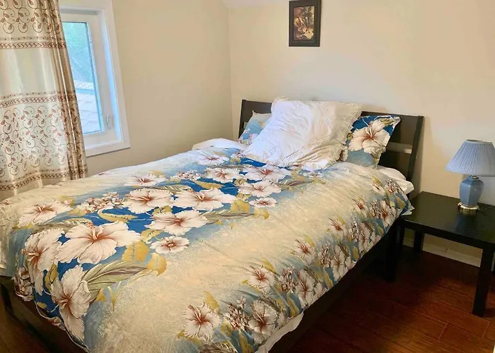 New & Cozy Niagara Getaway. 7 Mins From The Falls